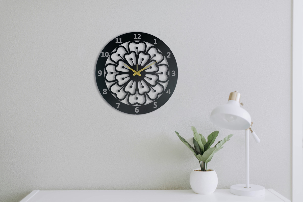 FLORAL METAL WALL CLOCK - Image 7